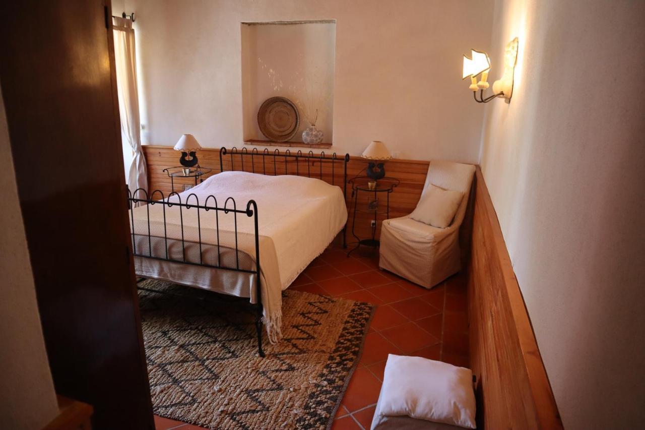 Os Agostos Bed and Breakfast Eksteriør billede