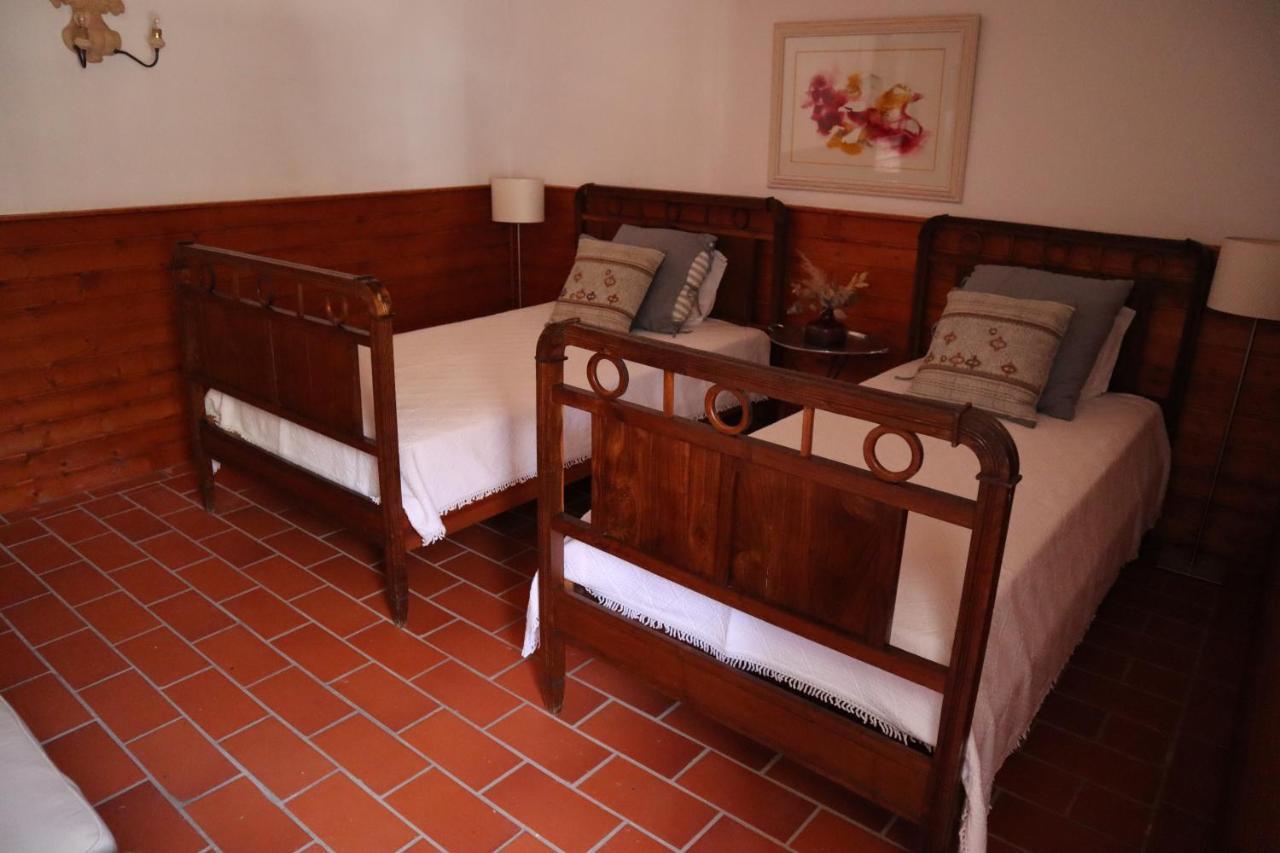 Os Agostos Bed and Breakfast Eksteriør billede